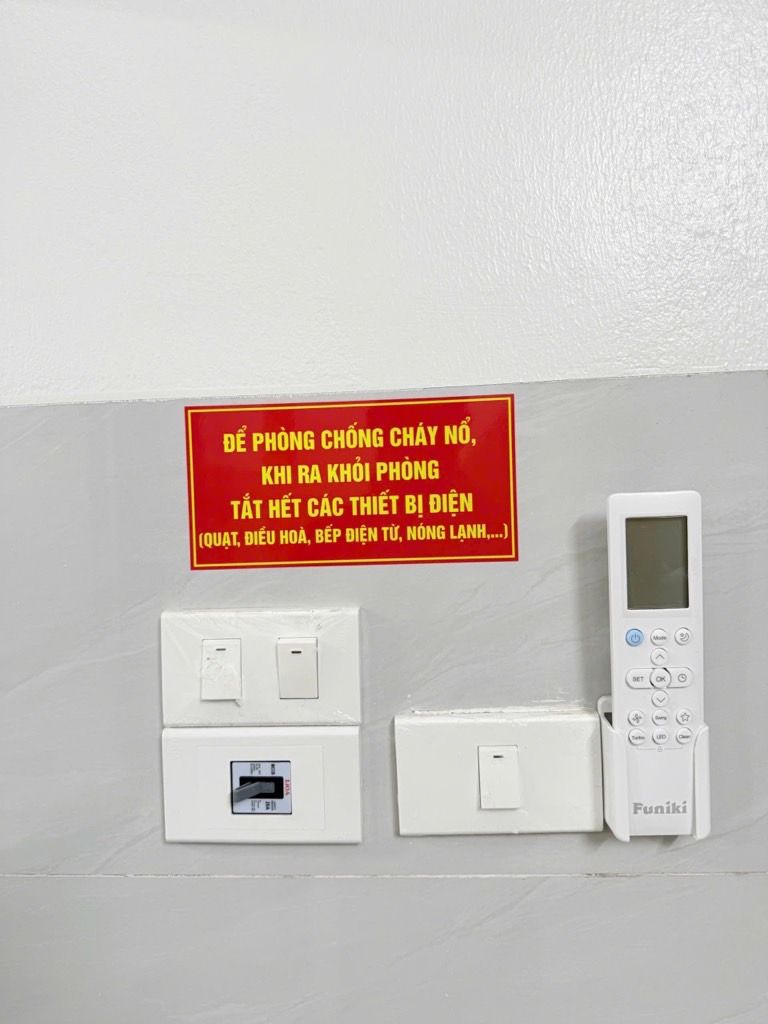 Bán nhà Nguyễn Khoái - diện tích 45m2 5 tầng - LÔ GÓC, Ô TÔ TRÁNH, KINH DOANH - giá 12 tỷ