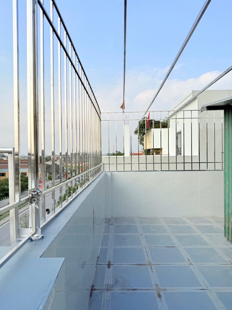 Bán nhà Nguyễn Khoái - diện tích 48.3m2 5 tầng - Ô TÔ TRÁNH, KINH DOANH - giá 12 tỷ