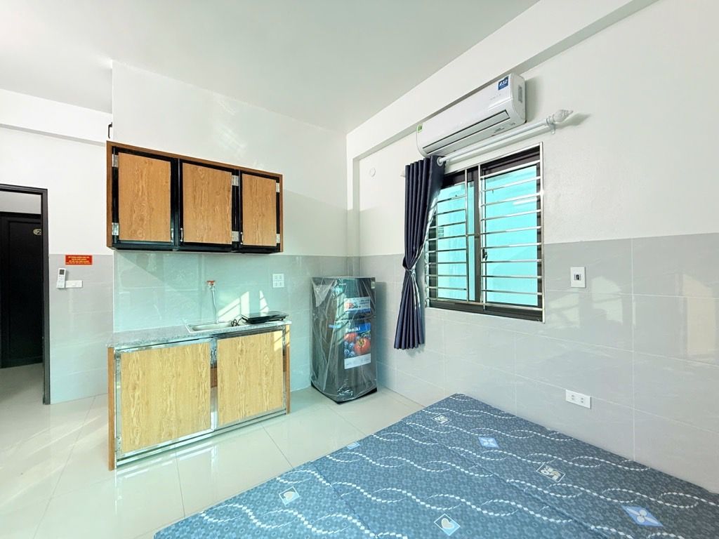 Bán nhà Nguyễn Khoái - diện tích 48.3m2 5 tầng - Ô TÔ TRÁNH, KINH DOANH - giá 12 tỷ