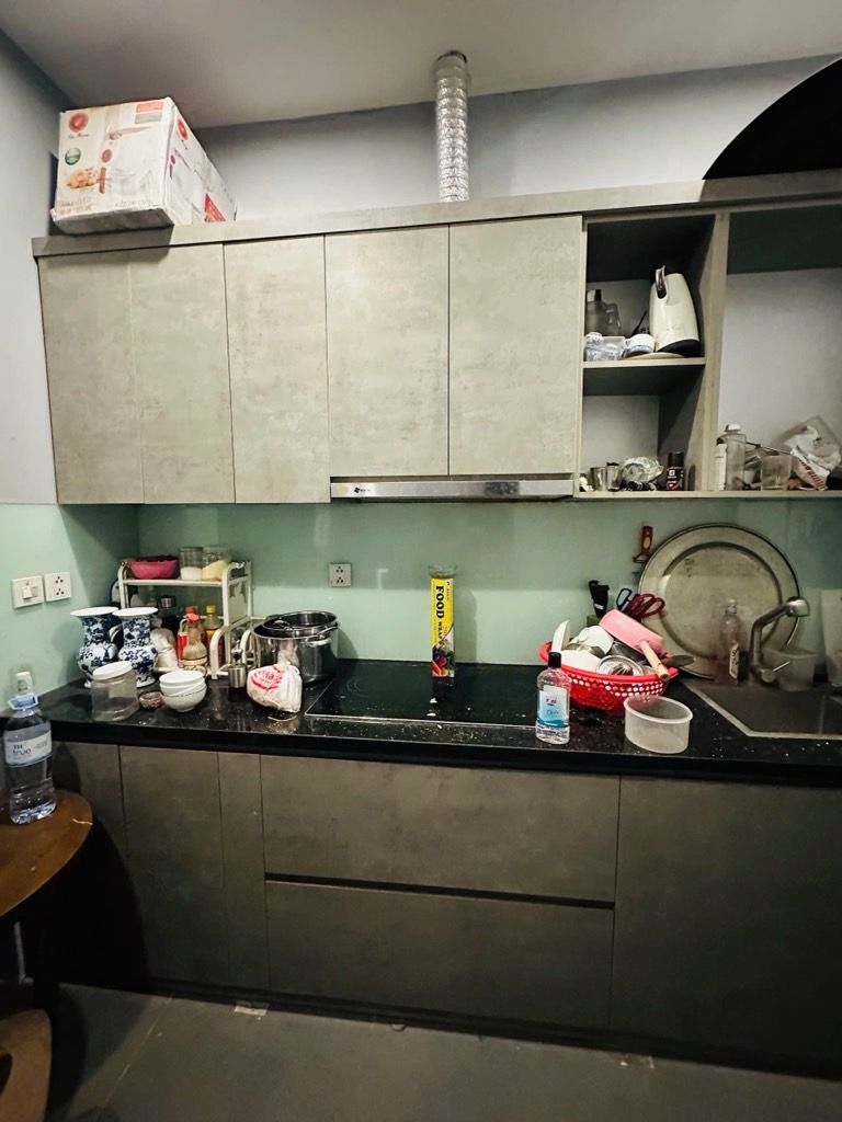 Bán nhà Quốc Tử Giám - diện tích 30m2 3 tầng - MẶT PHỐ VỈA HÈ ĐÁ BÓNG - giá 18 tỷ