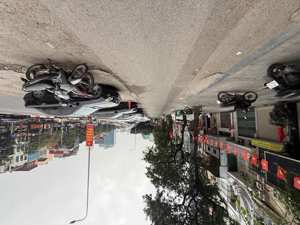 Bán nhà Trần Khát Chân - diện tích 15m2 4 tầng - Gần TTTM, chợ - giá 4,5 tỷ