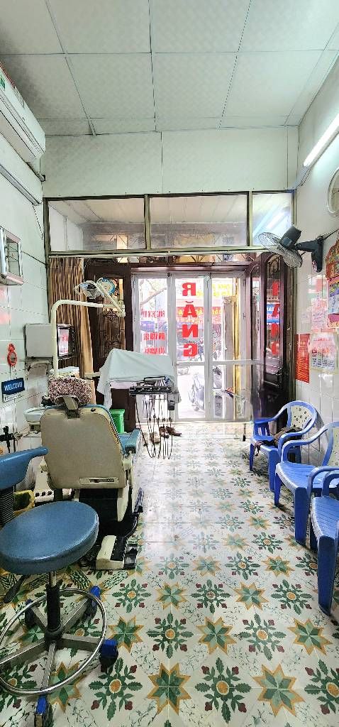 Bán nhà Trương Định - diện tích 28m2 4 tầng - Mặt phố lớn, kinh doanh sầm uất - giá 14 tỷ