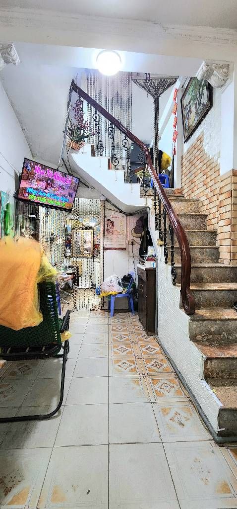 Bán nhà Trương Định - diện tích 28m2 4 tầng - Mặt phố lớn, kinh doanh sầm uất - giá 14 tỷ