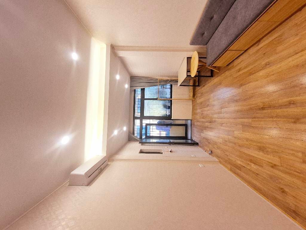 Bán nhà Võ Thị Sáu - diện tích 33m2 3 tầng - Ngõ thông, gần hồ - giá 7,95 tỷ