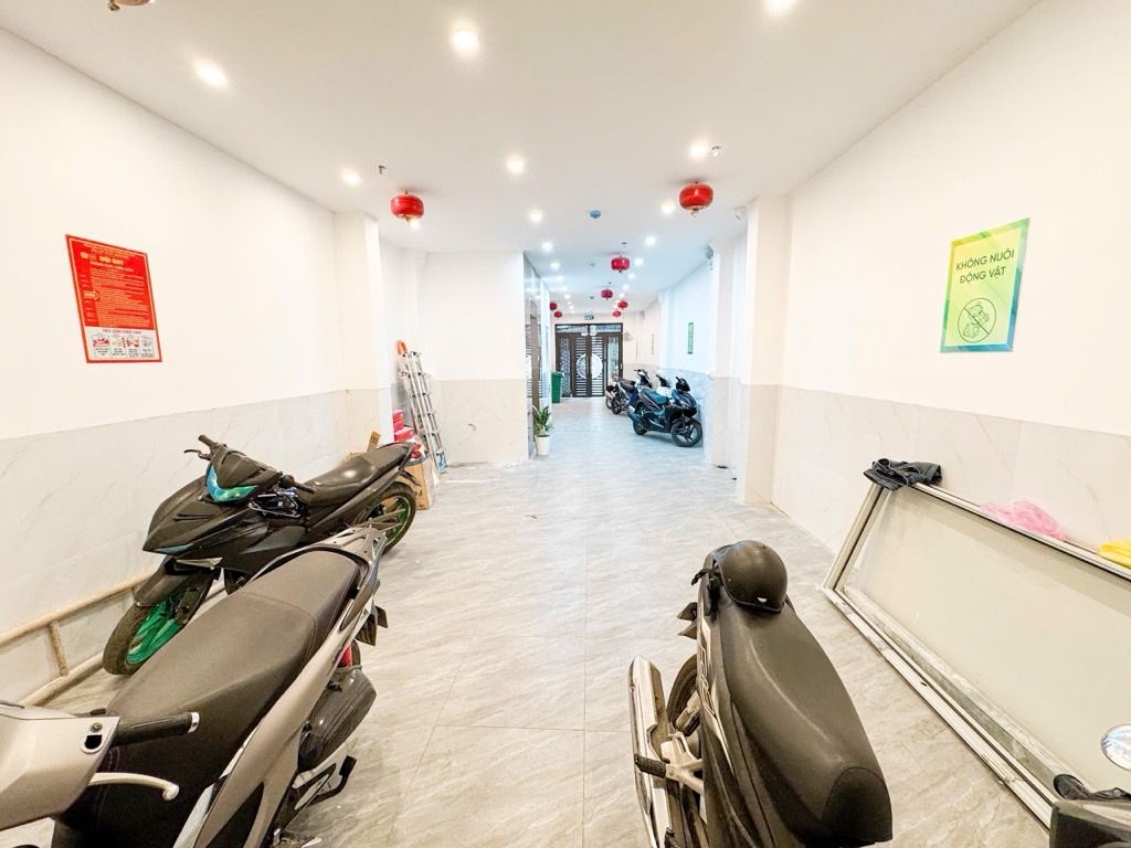 Bán nhà Bùi Xương Trạch - diện tích 77.4m2 6 tầng - Thang máy, dòng tiền 1.2 tỷ/năm - giá 23,9 tỷ