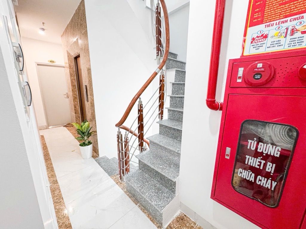 Bán nhà Bùi Xương Trạch - diện tích 77.4m2 6 tầng - Thang máy, dòng tiền 1.2 tỷ/năm - giá 23,9 tỷ