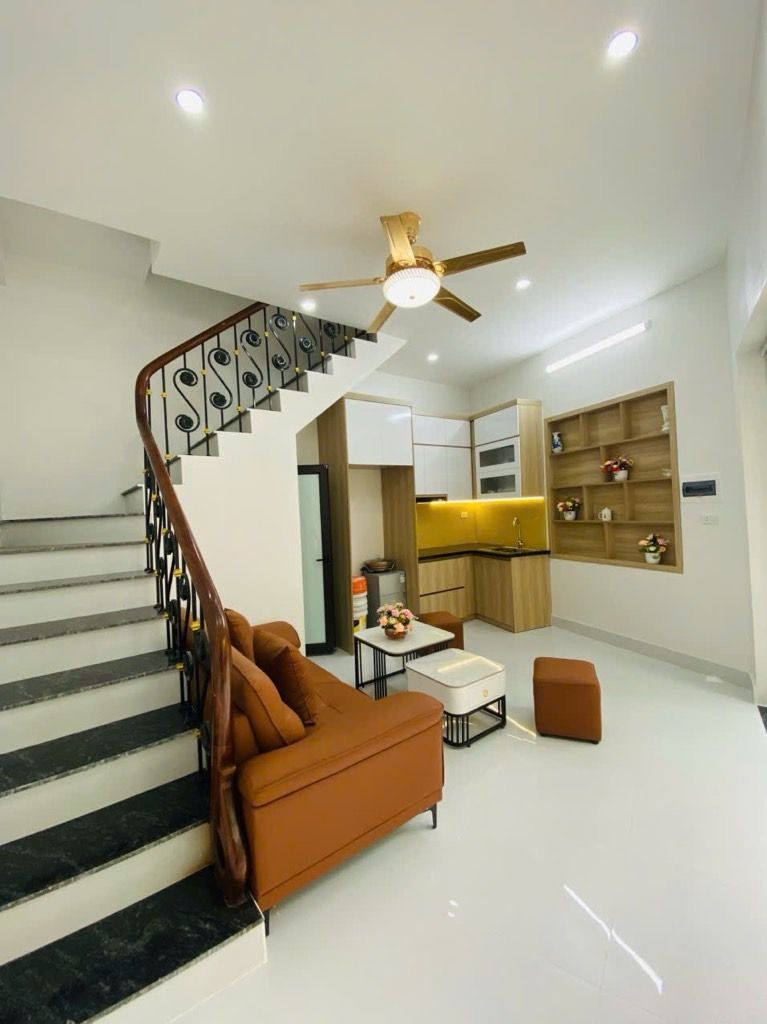 Bán nhà Hoàng Văn Thái - diện tích 20m2 4 tầng - Căn góc 2 mặt ngõ ô tô đỗ - giá 9,9 tỷ