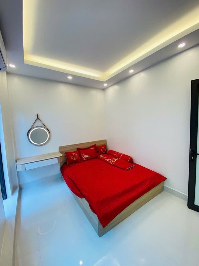 Bán nhà Hoàng Văn Thái - diện tích 20m2 4 tầng - Căn góc 2 mặt ngõ ô tô đỗ - giá 9,9 tỷ