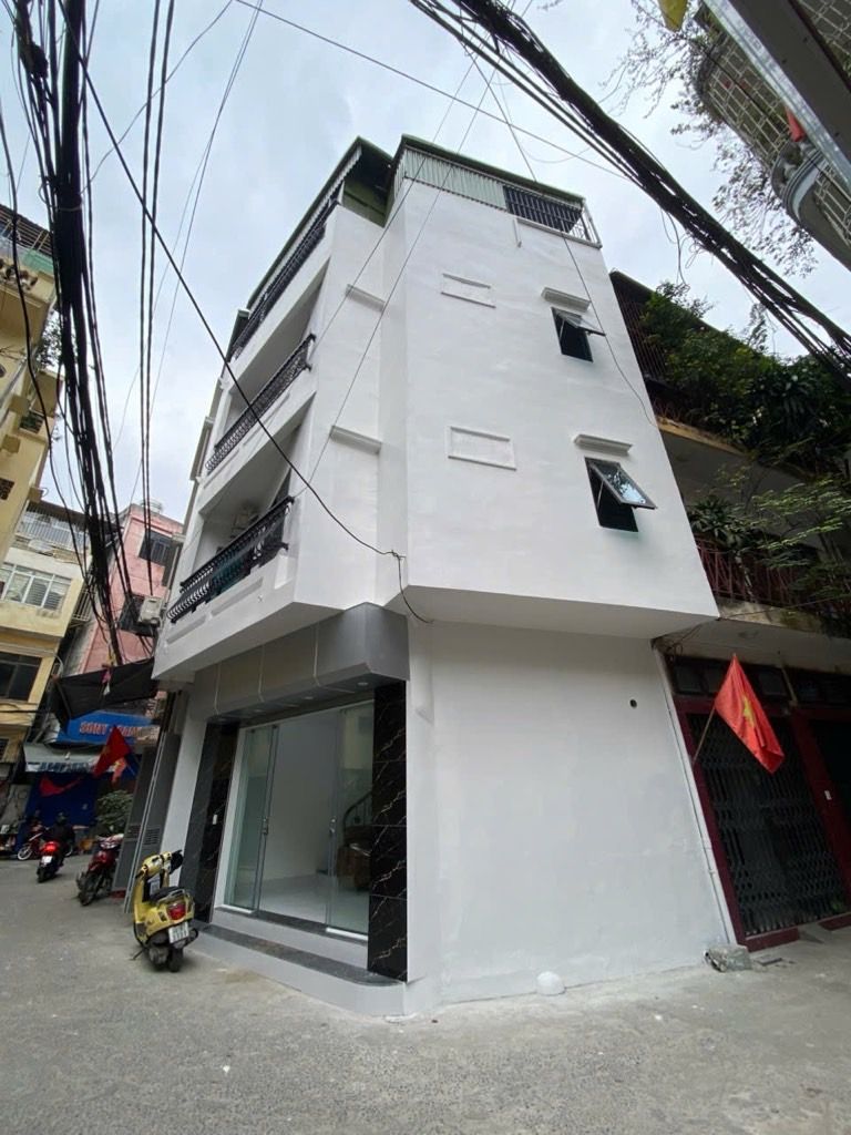 Bán nhà Hoàng Văn Thái - diện tích 20m2 4 tầng - Căn góc 2 mặt ngõ ô tô đỗ - giá 9,9 tỷ