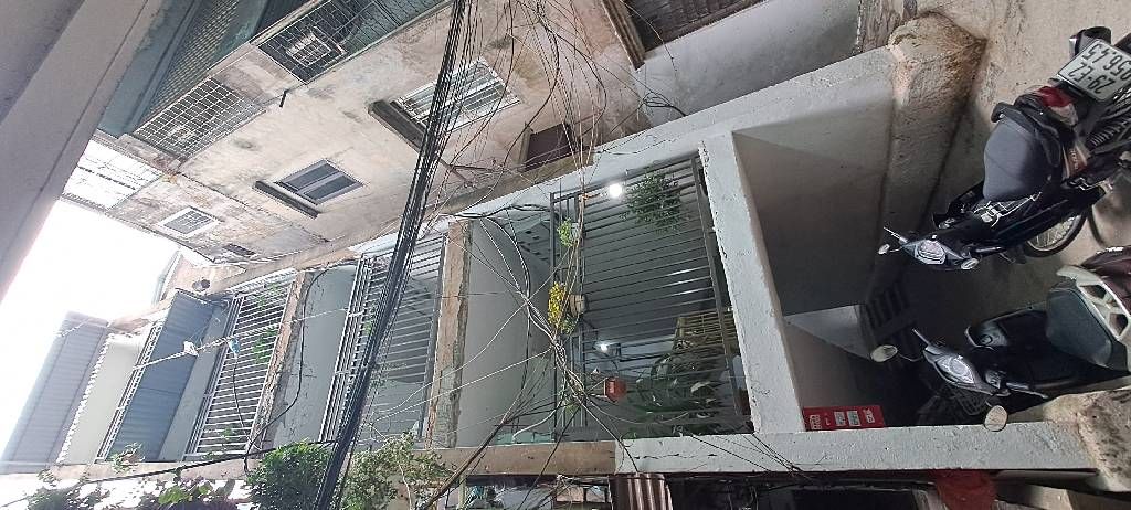 Bán nhà Tập Thể Lâm Sản - diện tích 120m2 2 tầng - Lô góc, thiết kế hiện đại - giá 5,7 tỷ