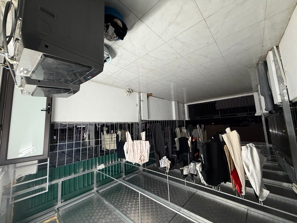 Bán nhà Hoàng Mai - diện tích 62m2 7 tầng - LÔ GÓC 3 THOÁNG - giá 21,5 tỷ