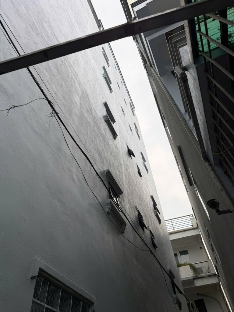 Bán nhà Thanh Đàm - diện tích 53,5m2 6 tầng - lô góc 3 mặt thoáng - giá 13,8 tỷ