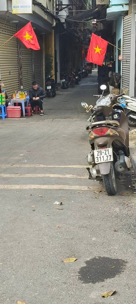 Bán nhà Ngõ Hòa Bình 2 - diện tích 62.5m2 1 tầng - Ô tô Vào tận cửa - giá 16,25 tỷ