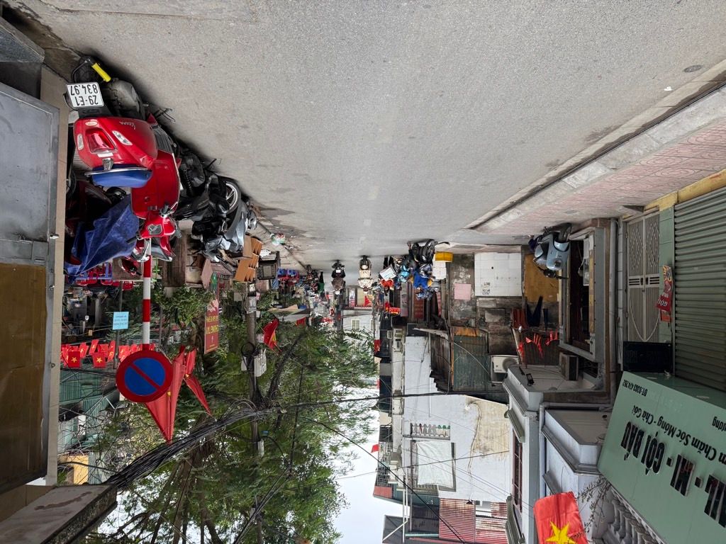 Bán nhà Văn Chương - diện tích 69,9m2 5 tầng - Ô tô tránh - giá 22 tỷ