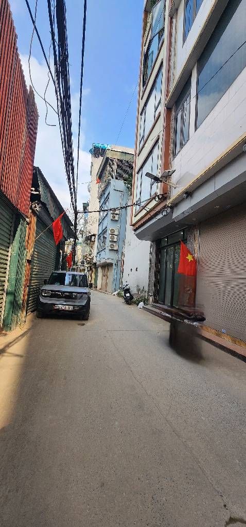 Bán nhà Bùi Xương Trạch - diện tích 32m2 5 tầng - Lô góc, ngõ ô tô tránh - giá 14,4 tỷ