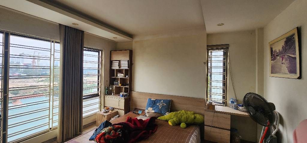 Bán nhà Bùi Xương Trạch - diện tích 32m2 5 tầng - Lô góc, ngõ ô tô tránh - giá 14,4 tỷ