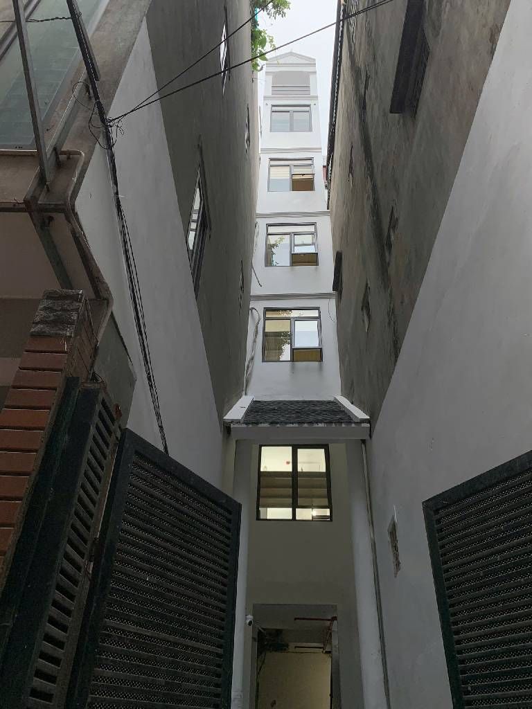 Bán nhà Trương Định - diện tích 99.1m2 7 tầng - Nhà đẹp hiếm có - giá 23,9 tỷ