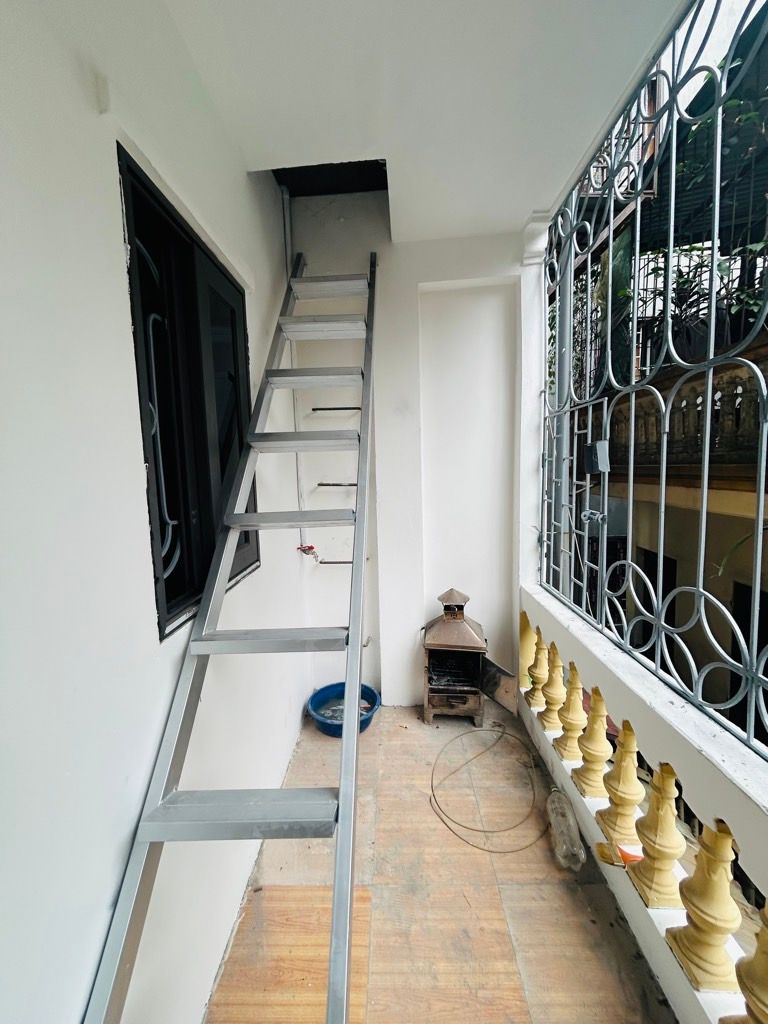 Bán nhà Nguyễn Chính - diện tích 19m2 5 tầng - gần ô tô - giá 3,3 tỷ