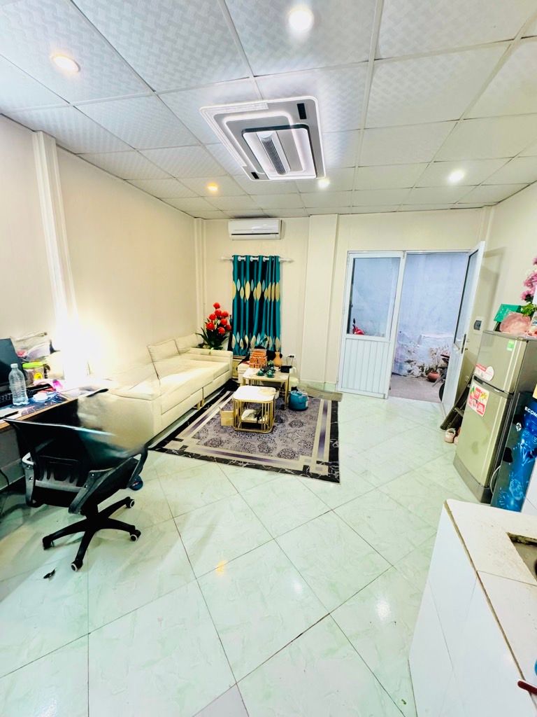 Bán nhà Thuý Lĩnh - diện tích 26m2 2 tầng - ngõ ba gác - giá 2,1 tỷ