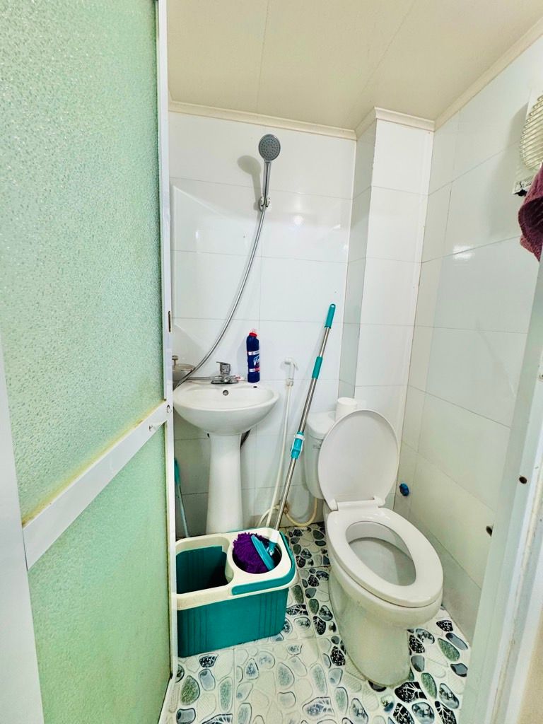 Bán nhà Thuý Lĩnh - diện tích 26m2 2 tầng - ngõ ba gác - giá 2,1 tỷ