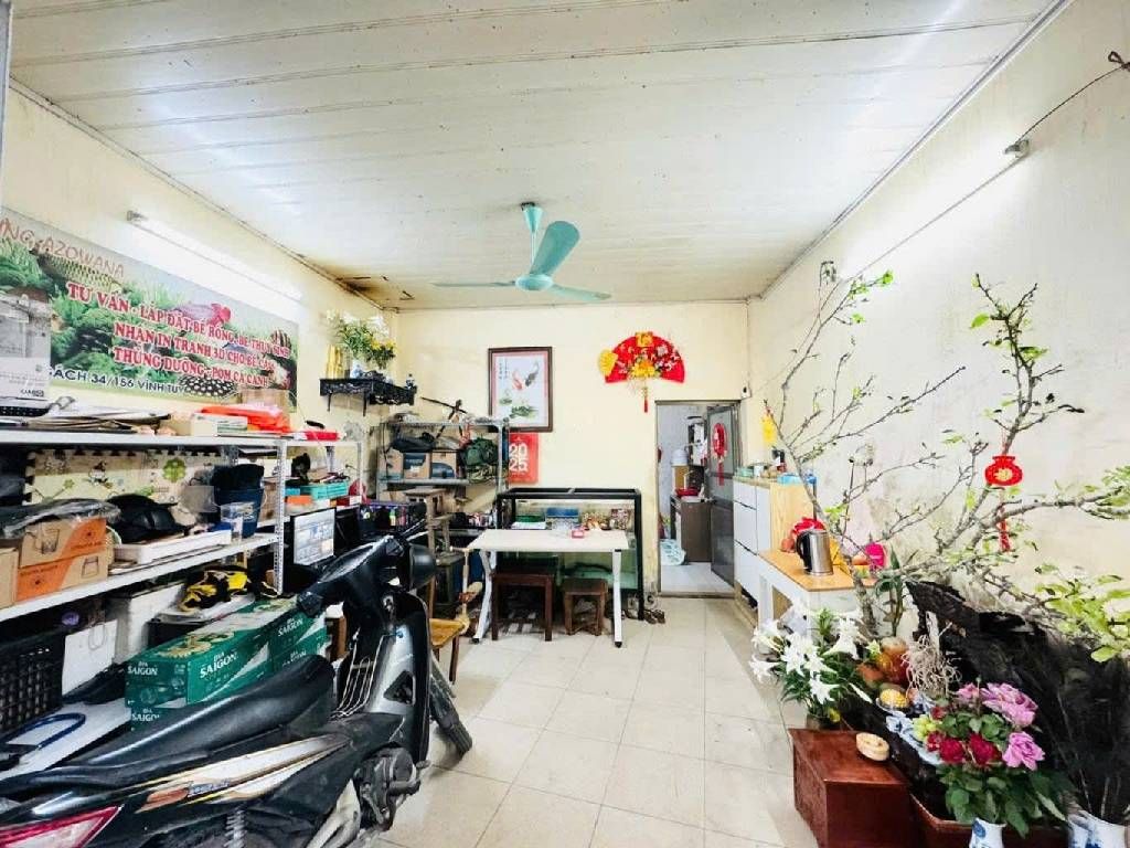 Bán nhà Dương Văn Bé - diện tích 59.8m2 1 tầng - Ngõ thông ô tô - giá 17,6 tỷ