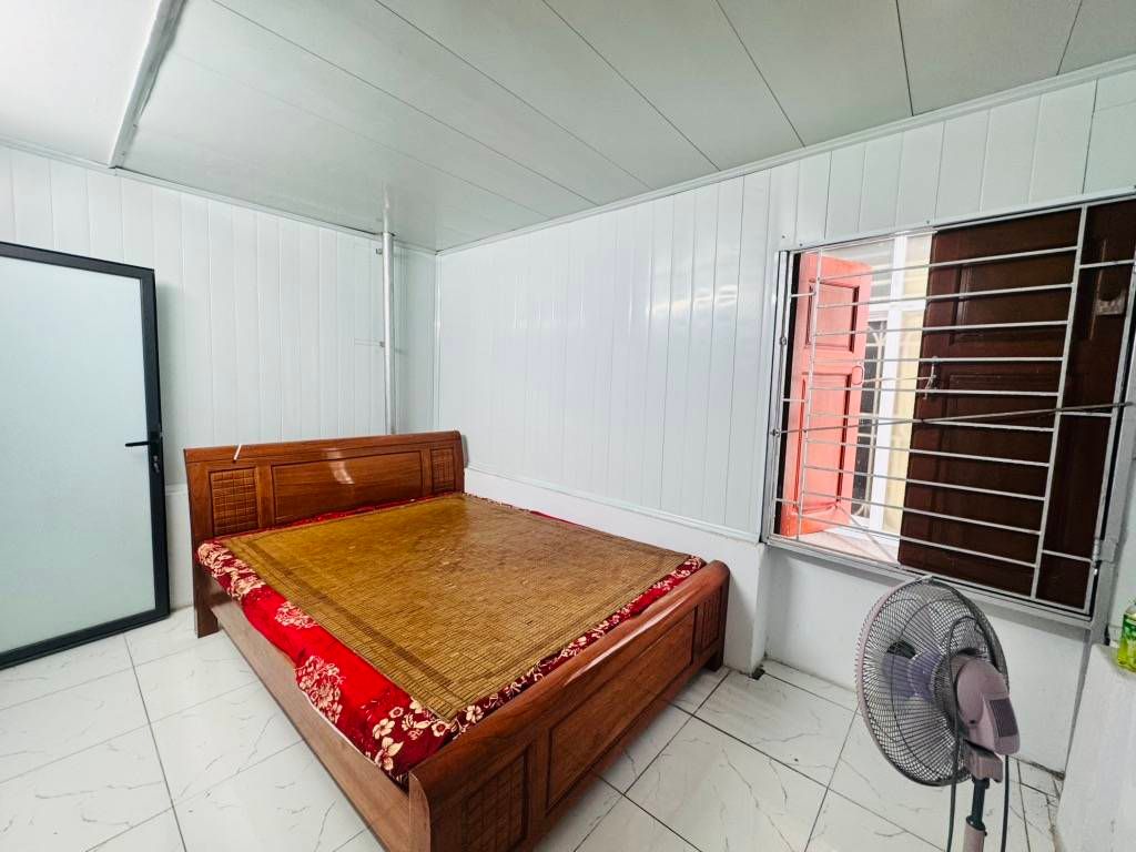 Bán nhà Đông Thiên - diện tích 31.7m2 4 tầng - gần ô tô - giá 6,6 tỷ