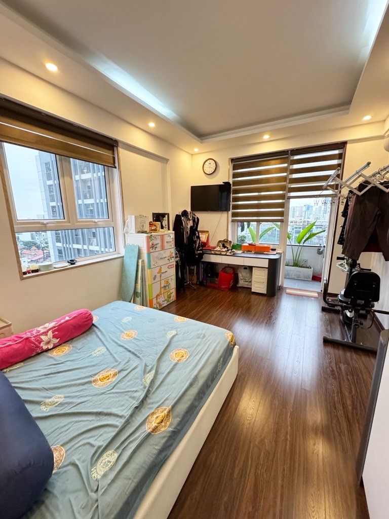 Bán nhà Khuất Duy Tiến - diện tích 113m2 12 tầng - Căn hộ cao cấp - giá 10,4 tỷ