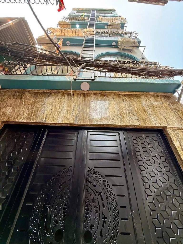 Bán nhà Giáp Bát - diện tích 61m2 6 tầng - TÒA CHDV GIÁP BÁT – 14 PHÒNG KHÉP KÍN - giá 17,5 tỷ