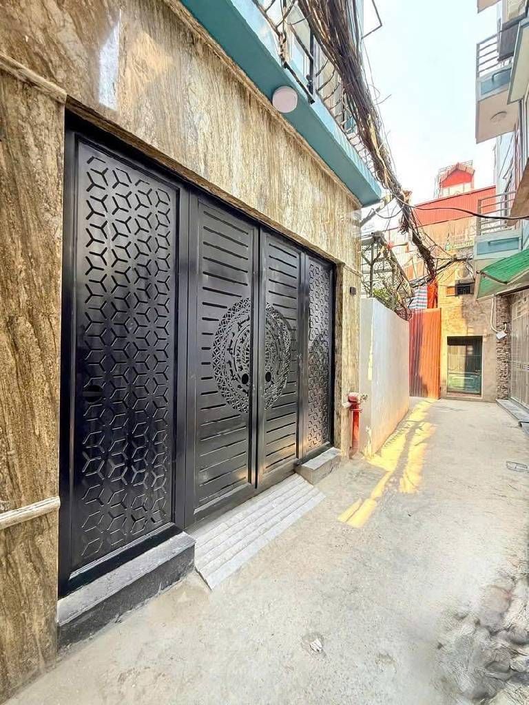 Bán nhà Giáp Bát - diện tích 61m2 6 tầng - TÒA CHDV GIÁP BÁT – 14 PHÒNG KHÉP KÍN - giá 17,5 tỷ