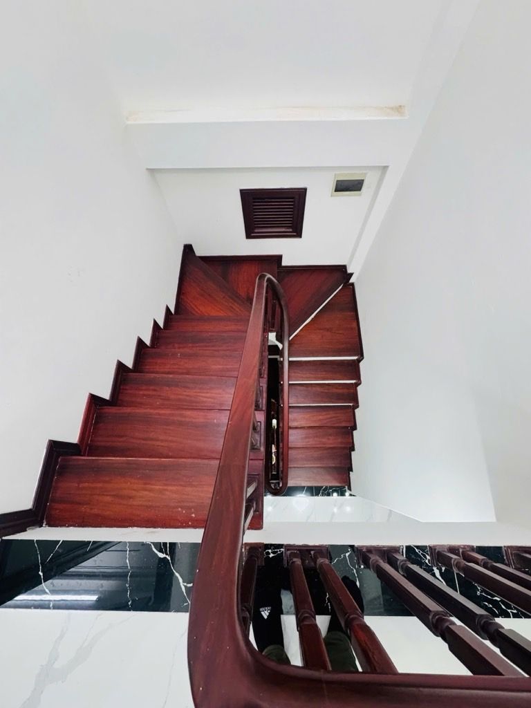 Bán nhà Hoàng Mai - diện tích 54m2 4 tầng - Nhà đã sửa đẹp như mới - giá 12,9 tỷ