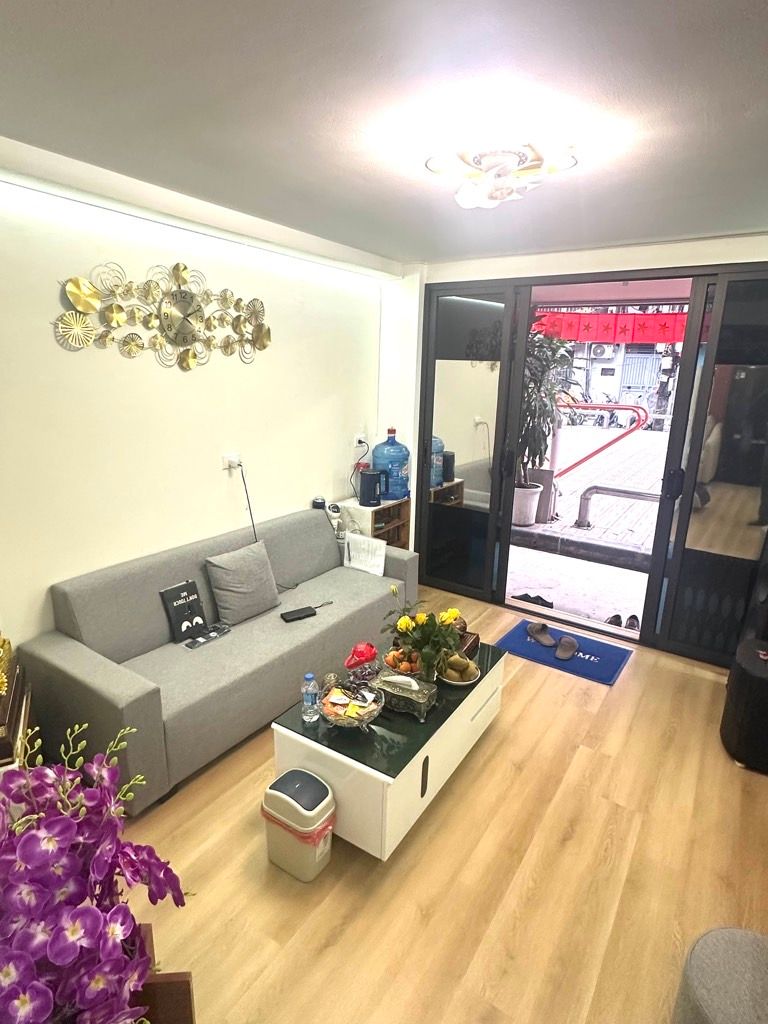 Bán nhà 8/3 - diện tích 20m2 1 tầng - Nhà nhỏ xinh, nhiều khách - giá 4 tỷ