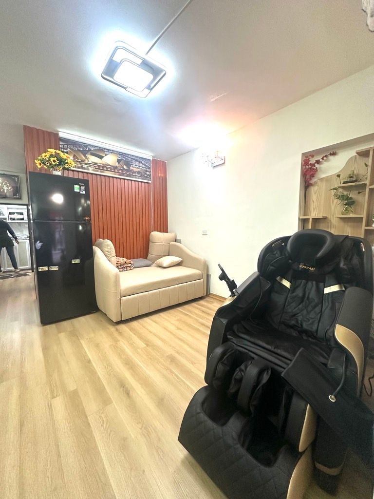 Bán nhà 8/3 - diện tích 20m2 1 tầng - Nhà nhỏ xinh, nhiều khách - giá 4 tỷ