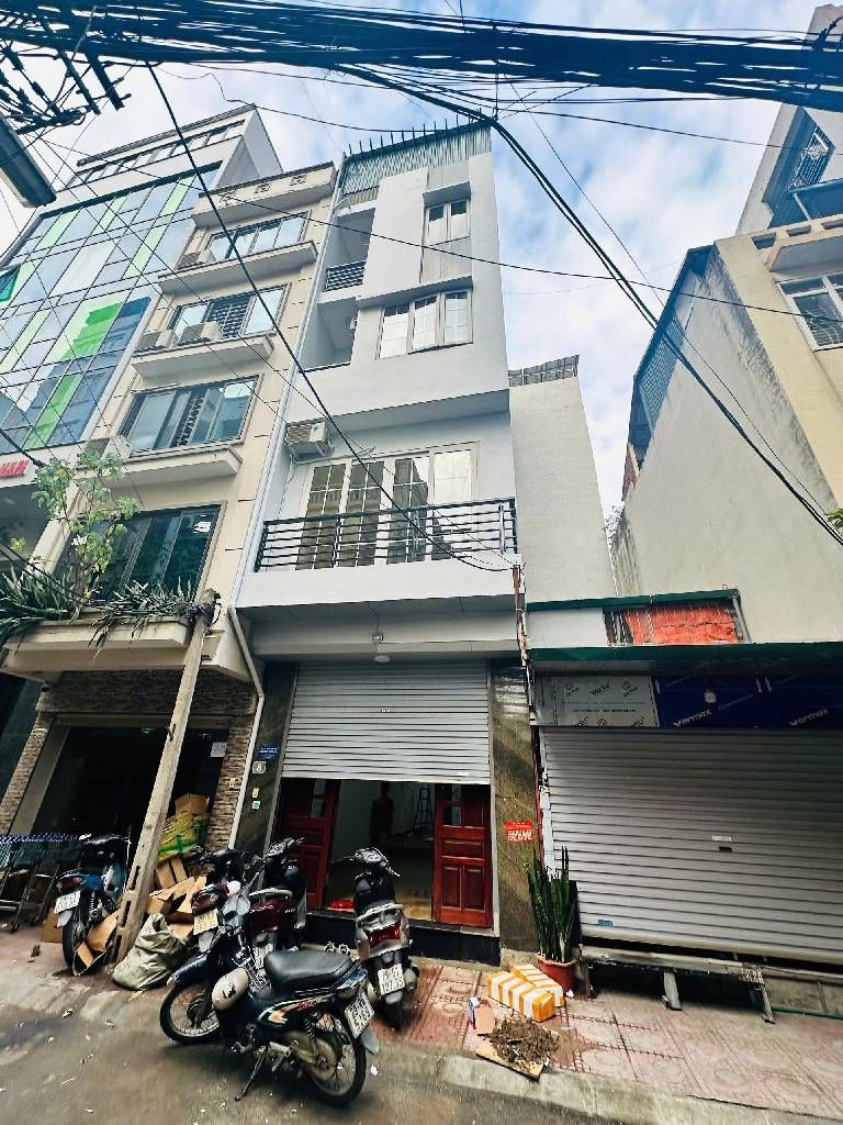 Bán nhà Nguyễn Xiển - diện tích 48m2 6 tầng - Ô tô tránh - giá 23,5 tỷ