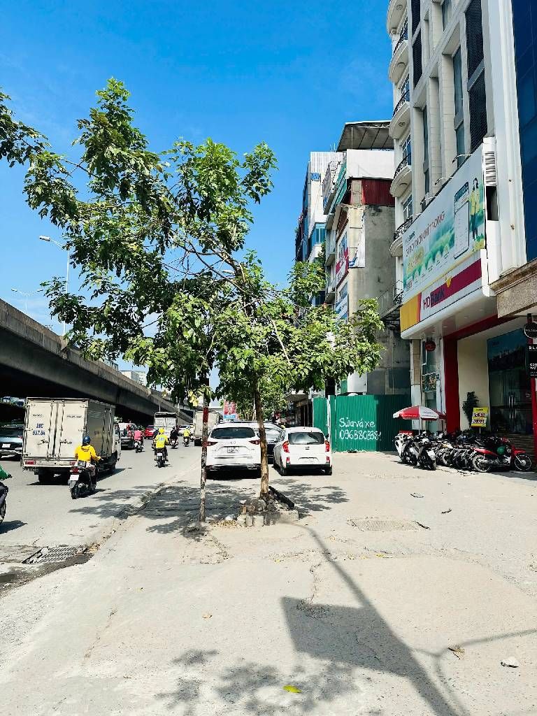 Bán nhà Nguyễn Xiển - diện tích 48m2 6 tầng - Ô tô tránh - giá 23,5 tỷ