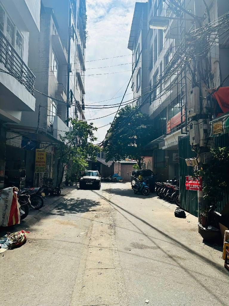 Bán nhà Nguyễn Xiển - diện tích 48m2 6 tầng - Ô tô tránh - giá 23,5 tỷ