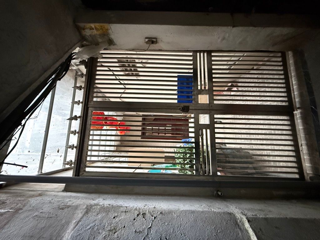 Bán nhà Hồ Bãi Cát - diện tích 40m2 4 tầng - Nhà trung tâm Quận Đống Đa, vài bước ra phố Khâm Thiên - giá 5,8 tỷ