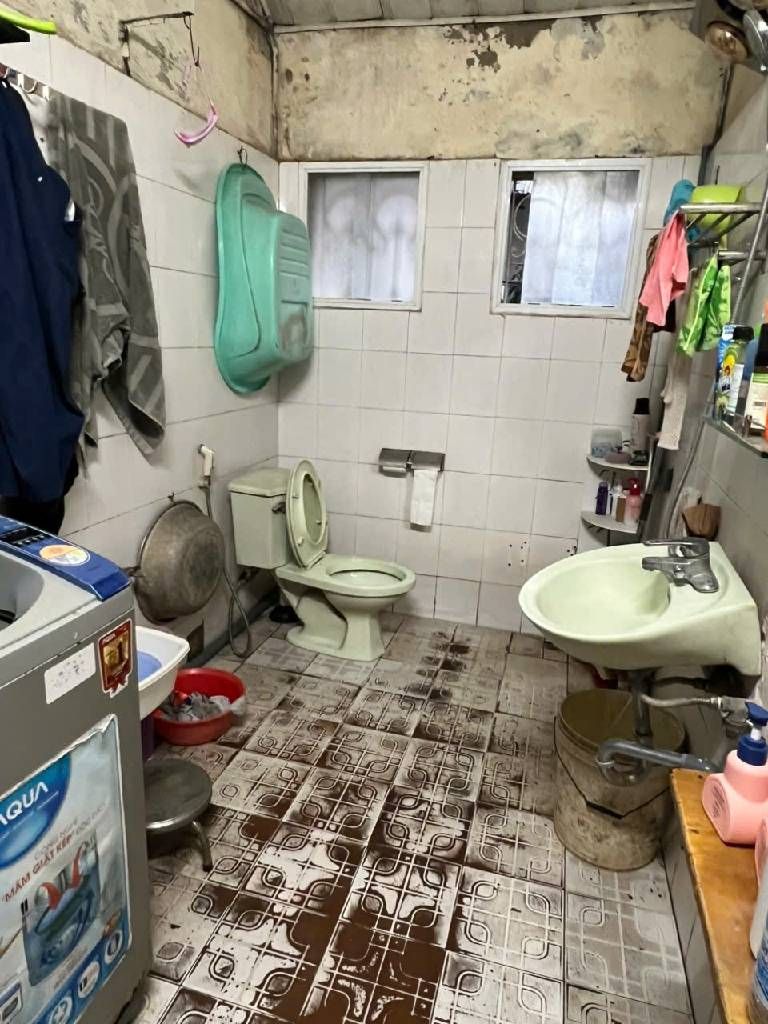 Bán nhà Tân Mai - diện tích 65m2 2 tầng - NGÕ THÔNG - giá 4,35 tỷ