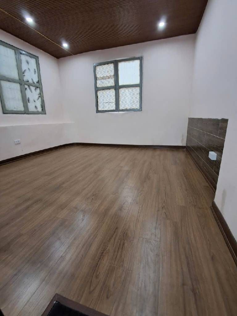 Bán nhà Tân Mai - diện tích 15m2 4 tầng - Căn góc mặt ngõ ô tô - giá 3,3 tỷ