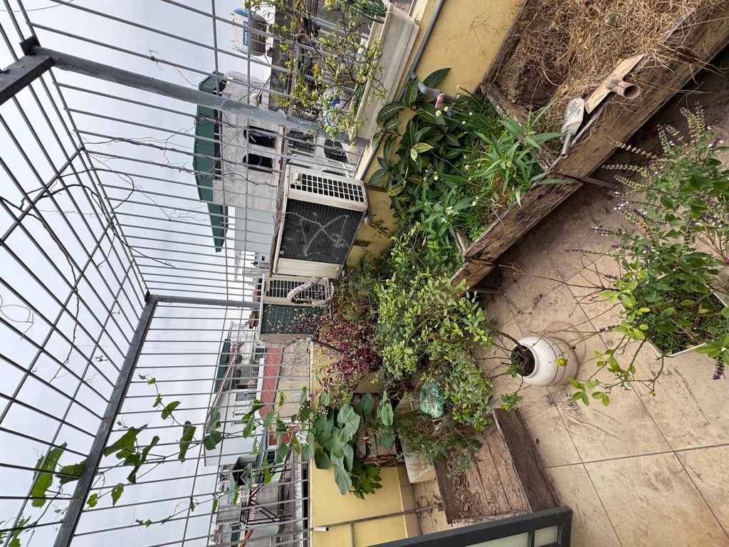 Bán nhà Nguyễn Khoái - diện tích 40m2 5 tầng - Lô Góc Thoáng Trước sau - giá 9,7 tỷ