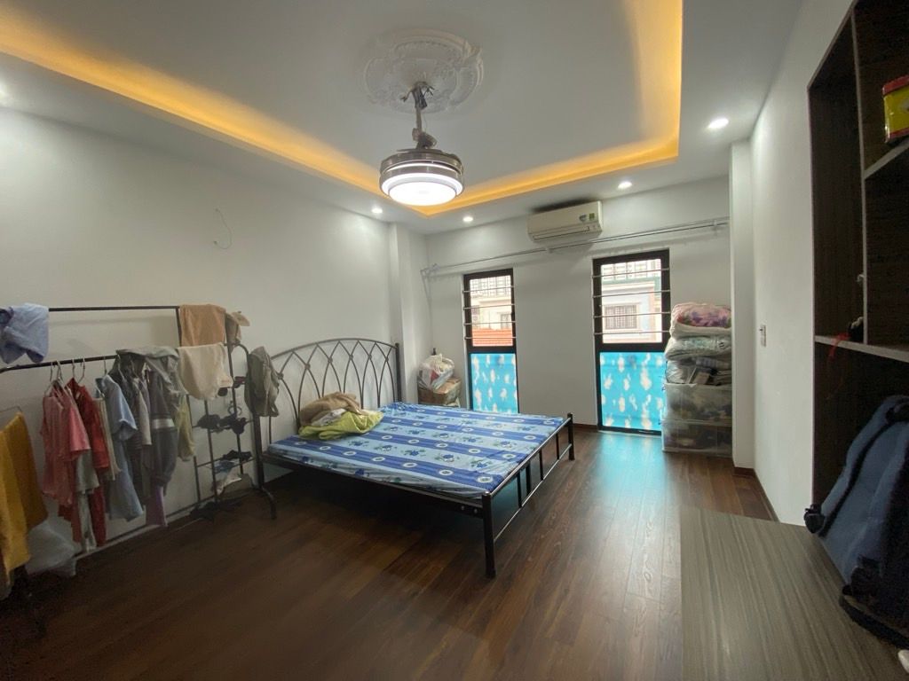 Bán nhà Bằng Liệt - diện tích 36m2 5 tầng - Lô góc, trước nhà thoáng sáng - giá 8,6 tỷ