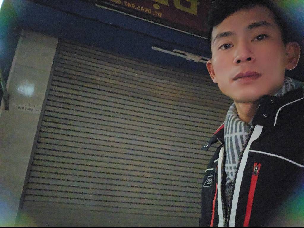 Bán nhà Lương Thế Vinh - diện tích 18m2 2 tầng - Mặt phố kinh doanh - giá 2 tỷ