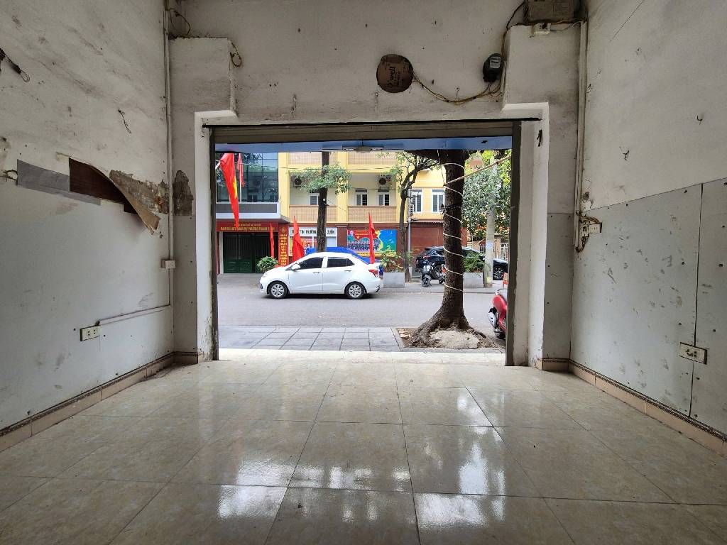 Bán nhà Lương Thế Vinh - diện tích 18m2 2 tầng - Mặt phố kinh doanh - giá 2 tỷ