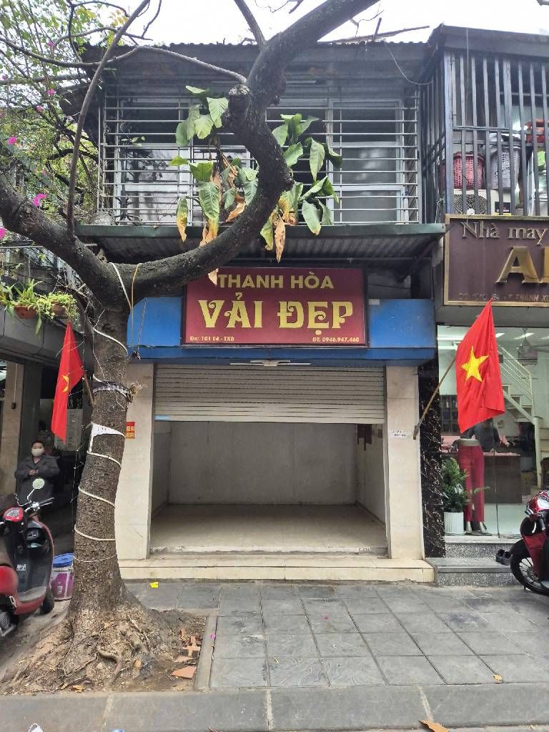 Bán nhà Lương Thế Vinh - diện tích 18m2 2 tầng - Mặt phố kinh doanh - giá 2 tỷ