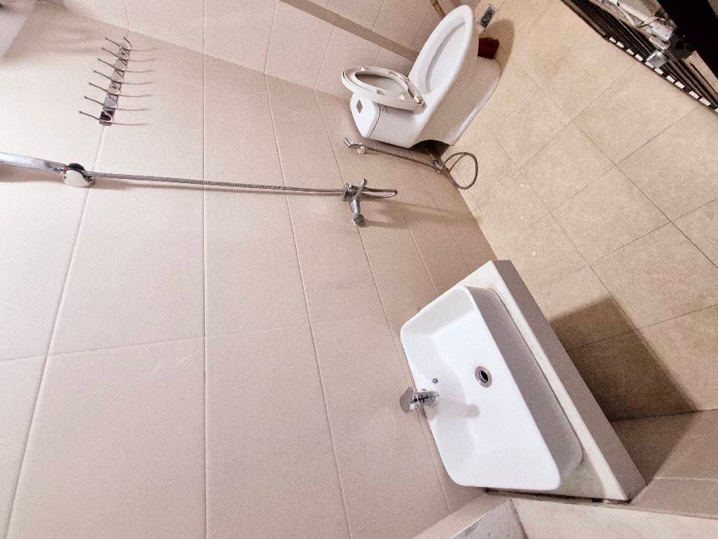 Bán nhà Hào nam - diện tích 29,5m2 5 tầng - 2 mặt ngõ thoáng - giá 9,4 tỷ