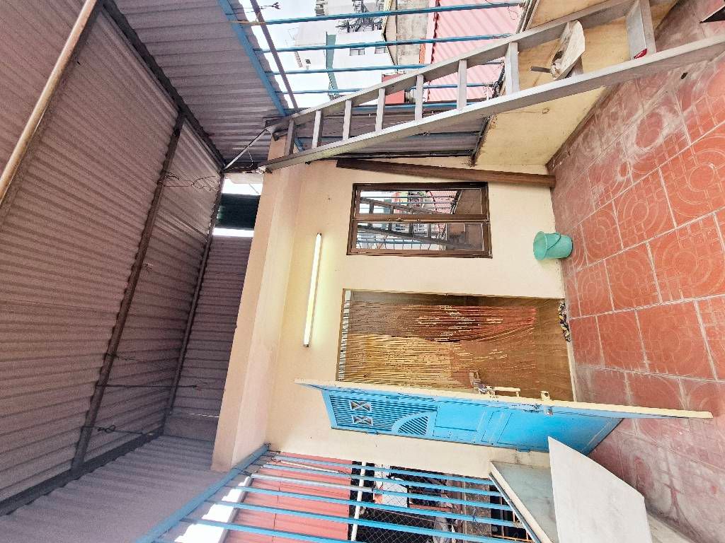 Bán nhà Hào nam - diện tích 29,5m2 5 tầng - 2 mặt ngõ thoáng - giá 9,4 tỷ