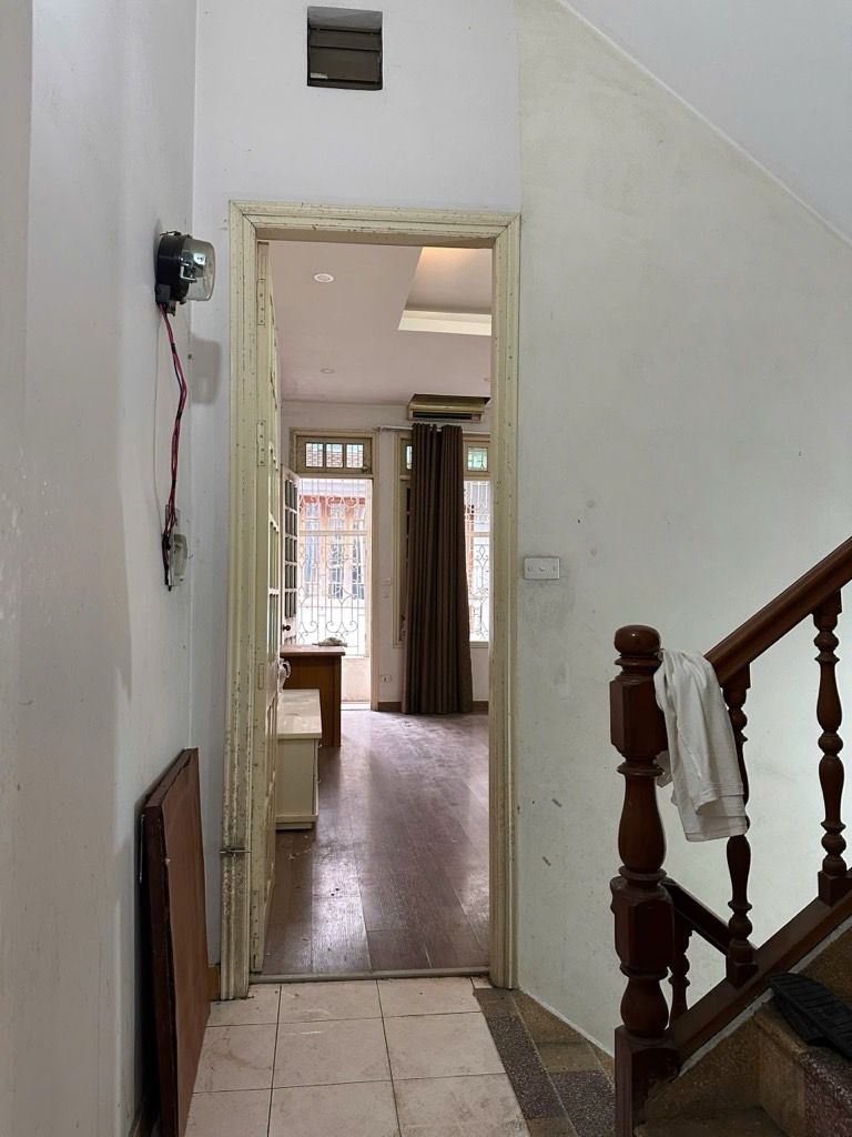 Bán nhà Bạch Đằng - diện tích 52.6m2 4 tầng - Ô TÔ ĐỖ CỬA VÀO NHÀ - giá 15,8 tỷ