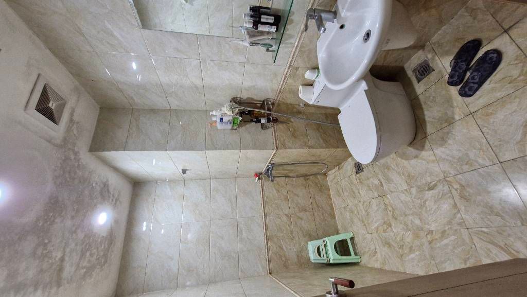 Bán nhà Lĩnh Nam - diện tích 101.7m2 1 tầng - Chung cư lô góc - giá 8,98 tỷ