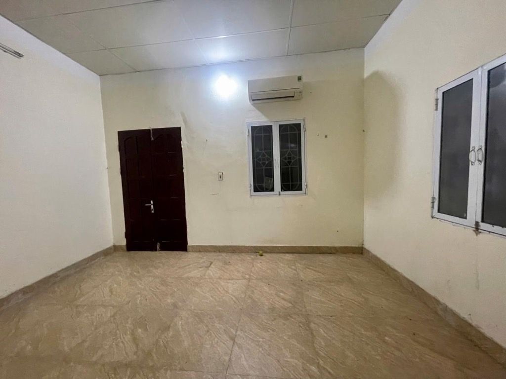 Bán nhà Thông Phong - diện tích 34m2 3 tầng - Nhà 3 mặt tiền - giá 8,5 tỷ