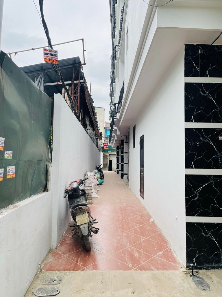 Bán nhà Thuý Lĩnh - diện tích 30m2 6 tầng - Nhà mới thang máy, ô tô đỗ cổng - giá 7,5 tỷ