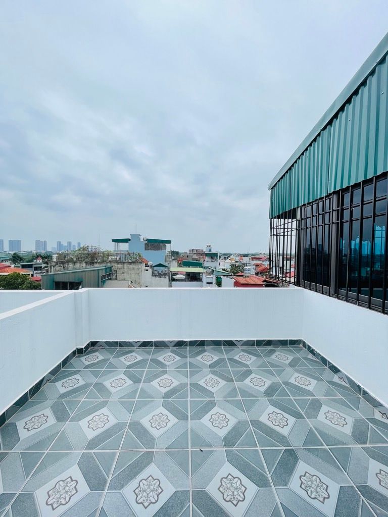 Bán nhà Thuý Lĩnh - diện tích 30m2 6 tầng - Nhà mới thang máy, ô tô đỗ cổng - giá 7,5 tỷ